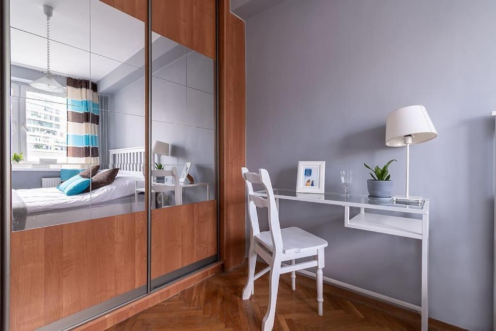 Central Station Gold Street Apartment ワルシャワ エクステリア 写真